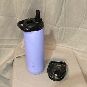 ZULU 24oz Lavender Bottle with 2 lids